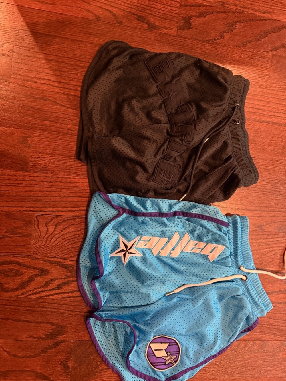 Youth battle shorts size medium
